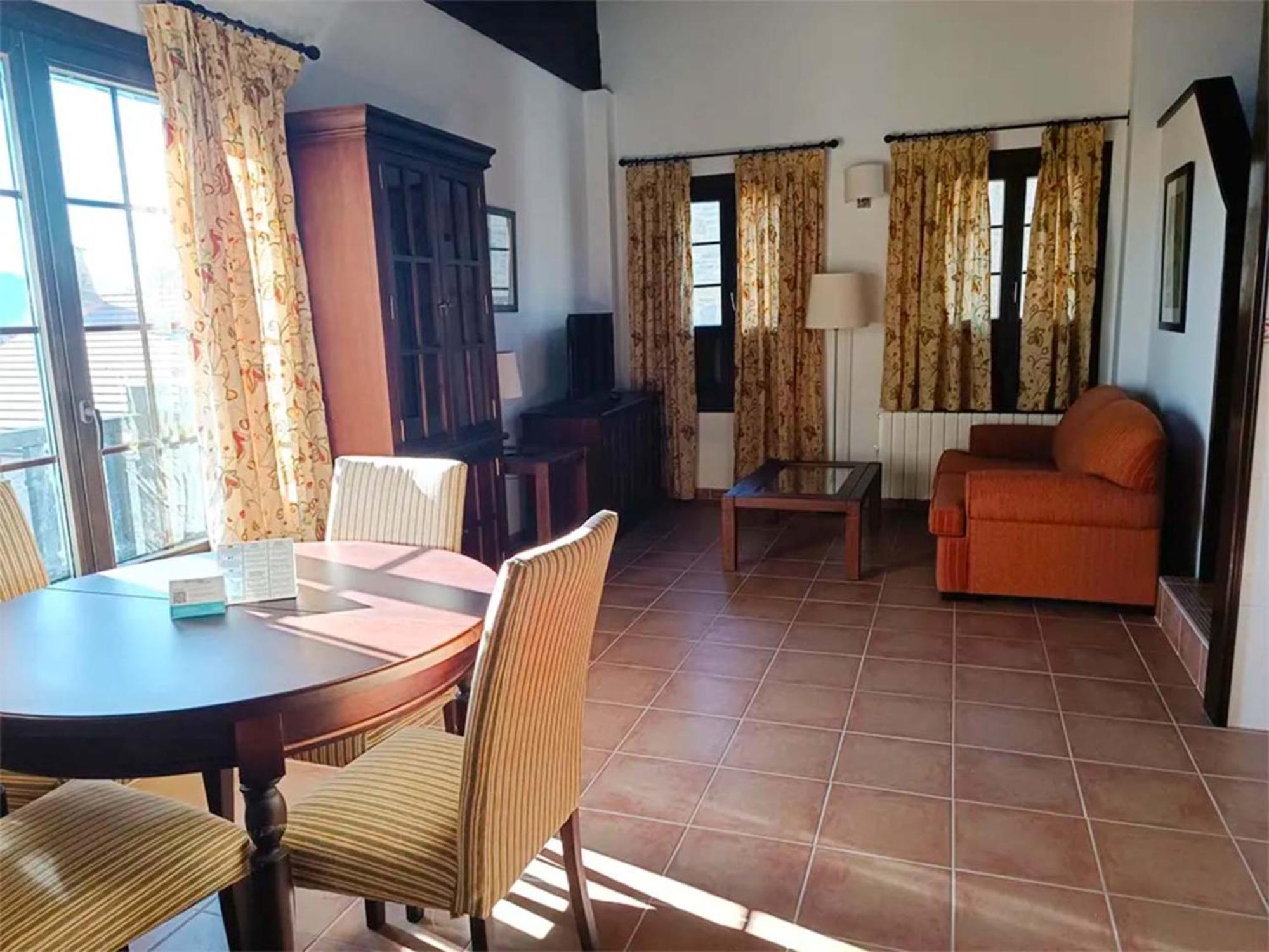 Apartamentos Jaca Badaguas 3000 Buitenkant foto