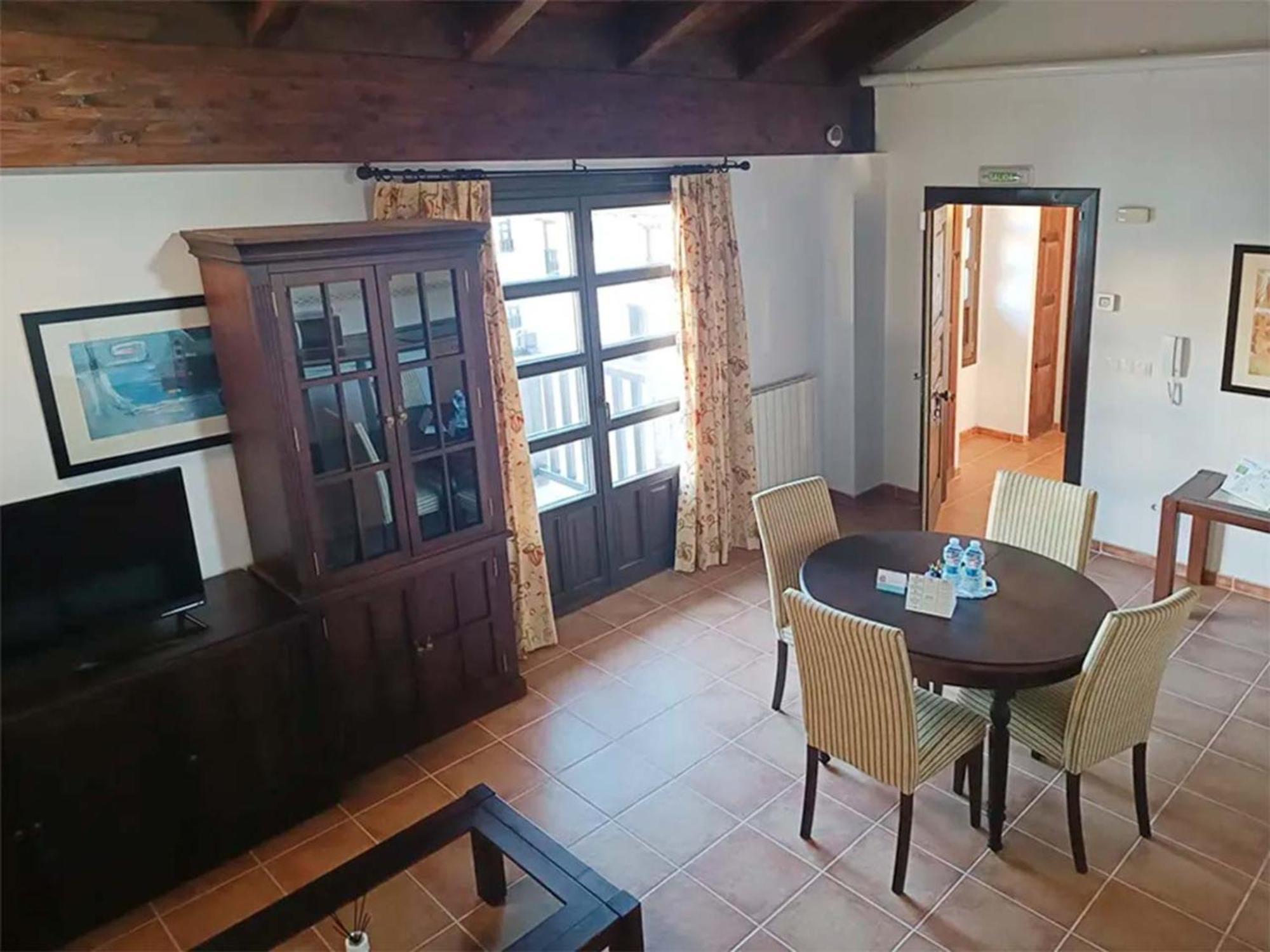 Apartamentos Jaca Badaguas 3000 Buitenkant foto